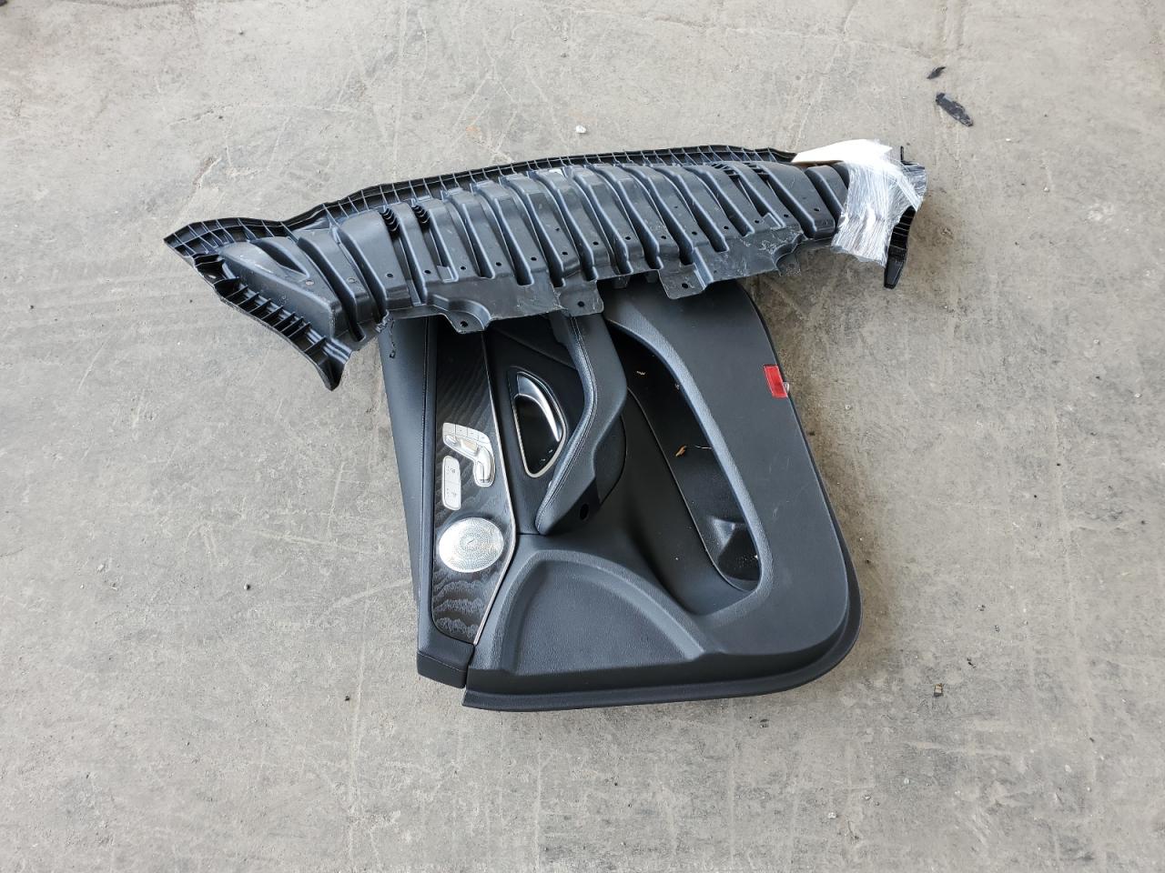 55SWF4KB8GU147787 2016 Mercedes-Benz C 300 4Matic