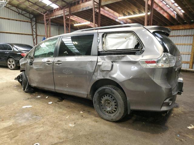 5TDXZ3DC8KS971502 2019 TOYOTA SIENNA - Image 2