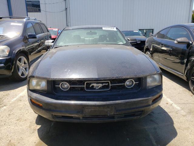 2007 Ford Mustang VIN: 1ZVFT80N075221149 Lot: 54933494