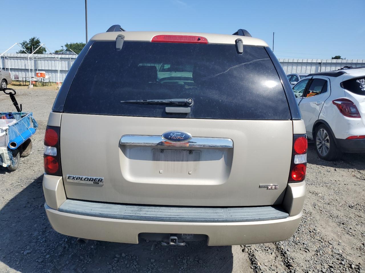 1FMEU73E07UA95913 2007 Ford Explorer Xlt