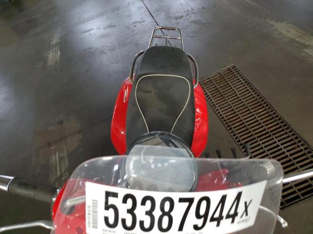2018 VESPA GTS 300 SU ZAPMA39L2J5200247