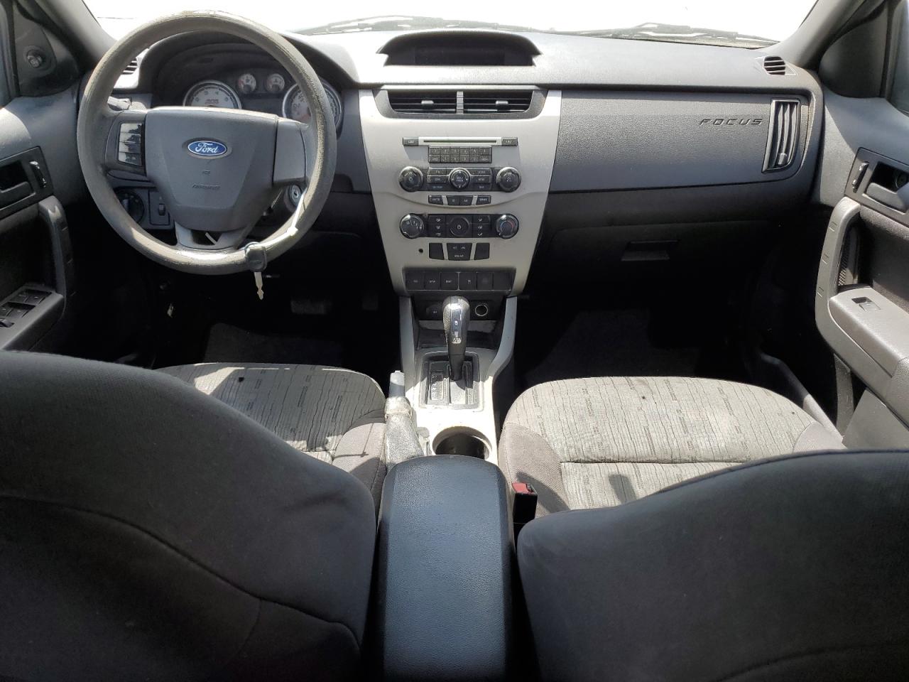 1FAHP3FN5BW101009 2011 Ford Focus Se