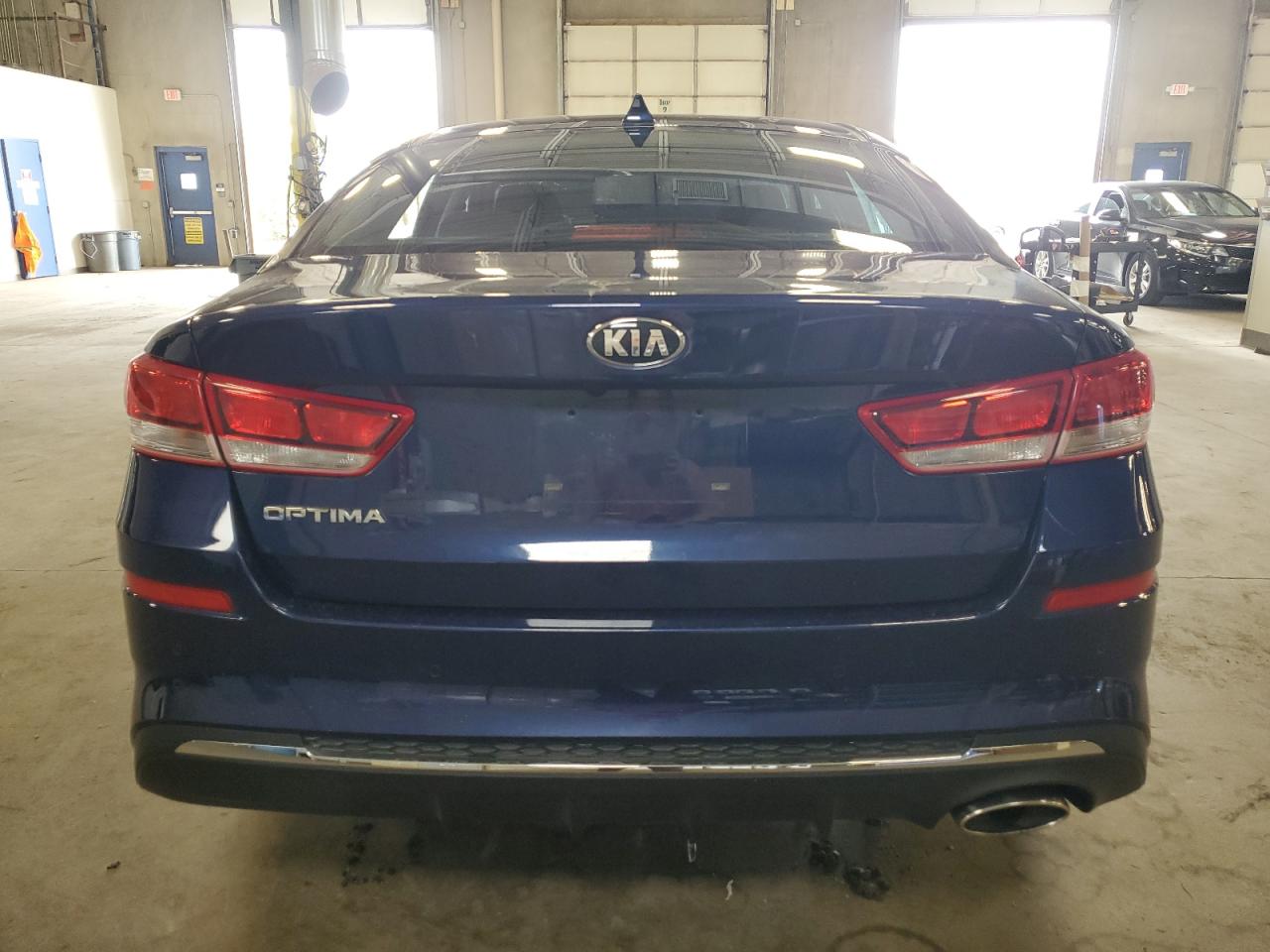5XXGT4L38KG369712 2019 Kia Optima Lx