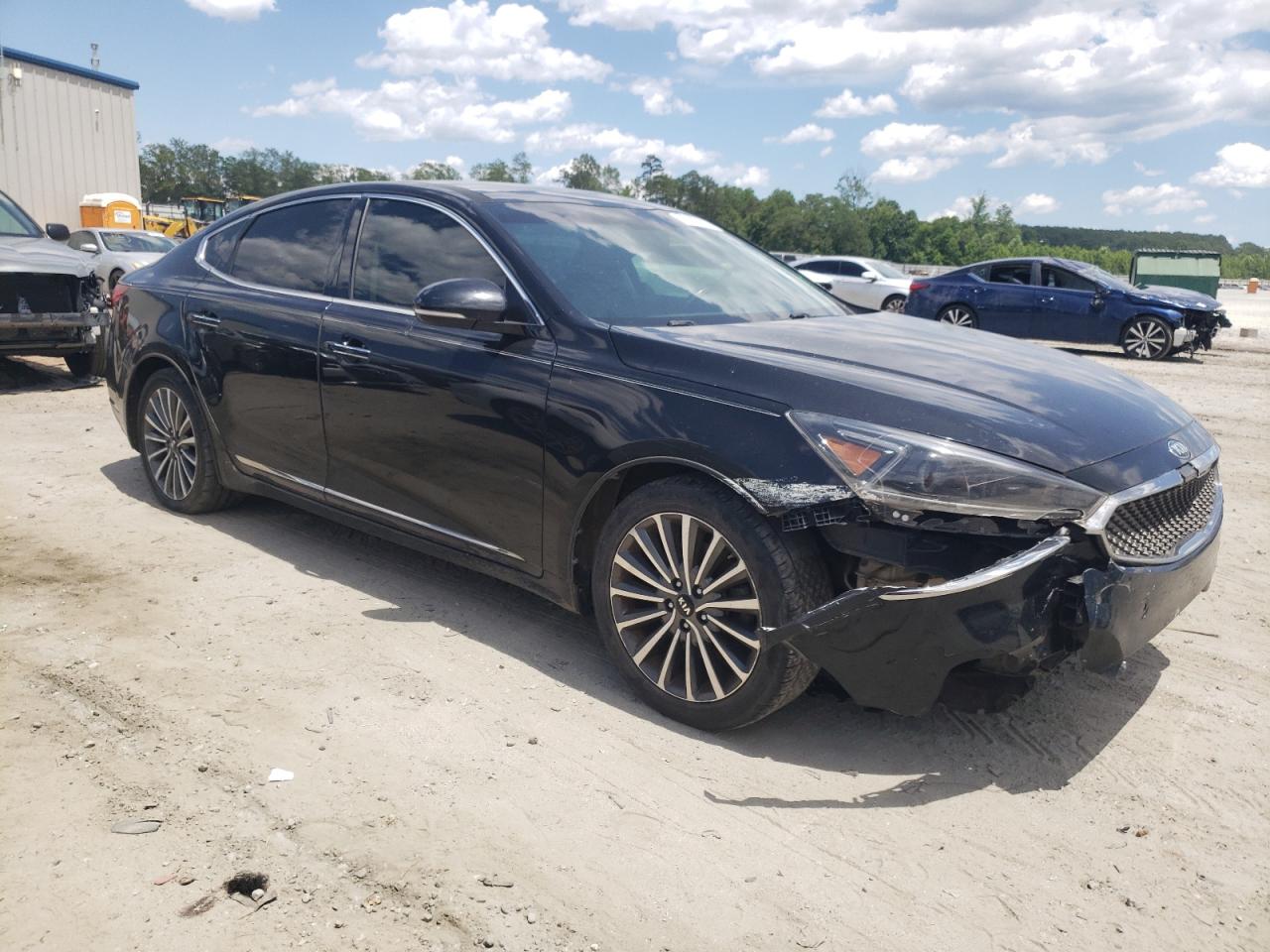 KNALC4J1XH5080583 2017 Kia Cadenza Premium