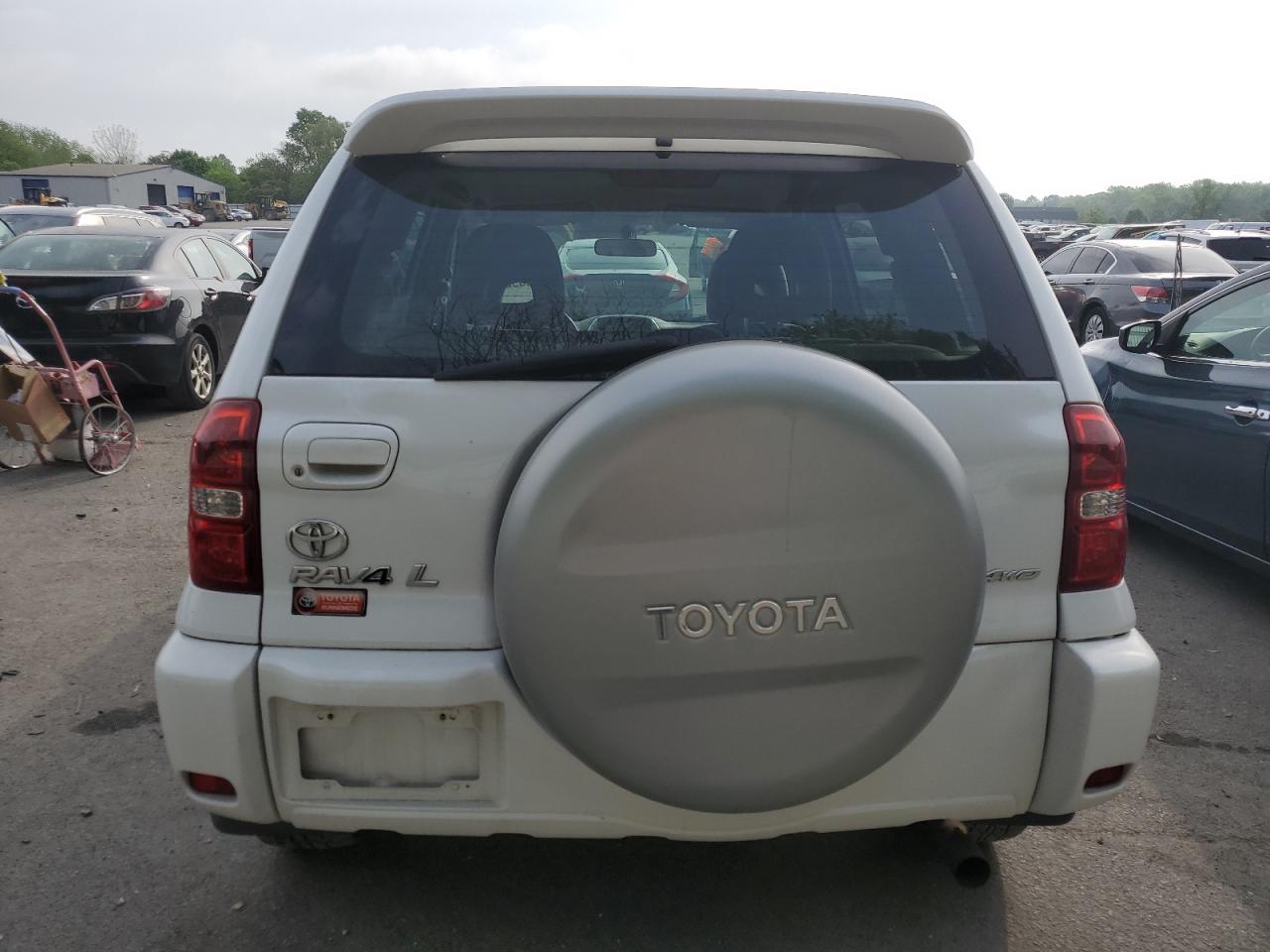 JTEHD20VX40028372 2004 Toyota Rav4