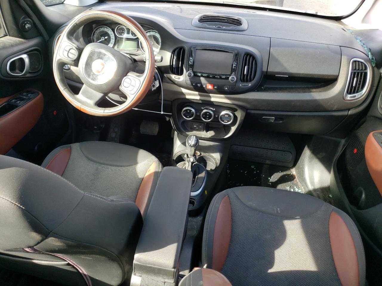 ZFBCFADH1EZ017817 2014 Fiat 500L Trekking