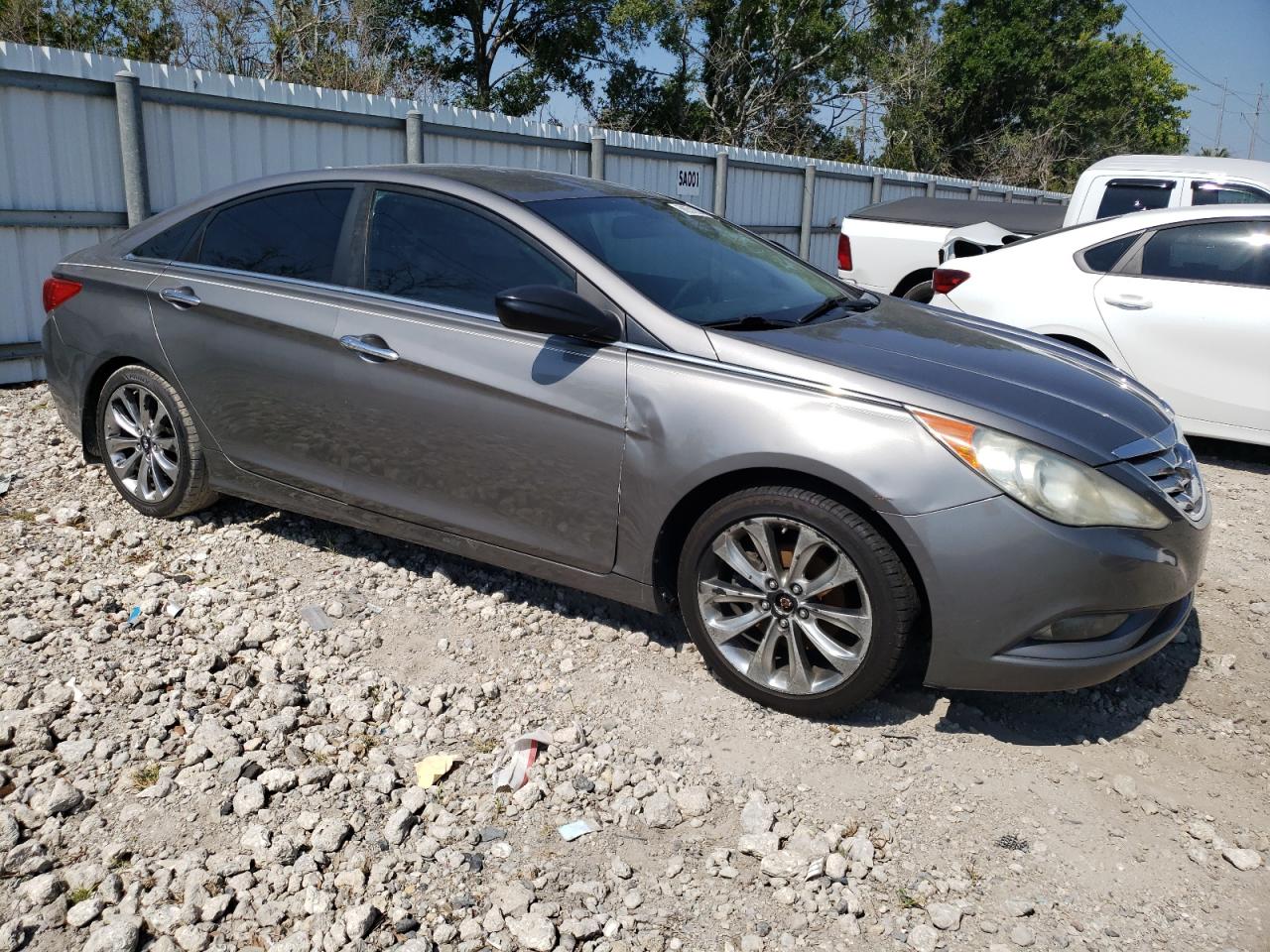 5NPEC4AC2BH197854 2011 Hyundai Sonata Se