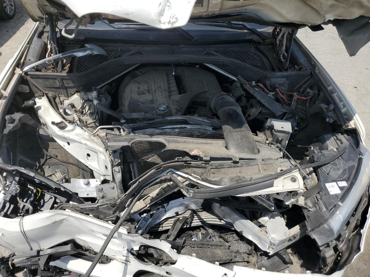 5UXKR2C56E0C01122 2014 BMW X5 Sdrive35I