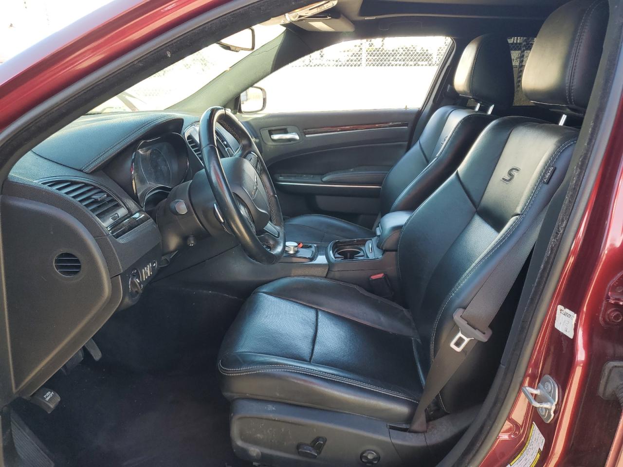 2C3CCAGG6JH268646 2018 Chrysler 300 S