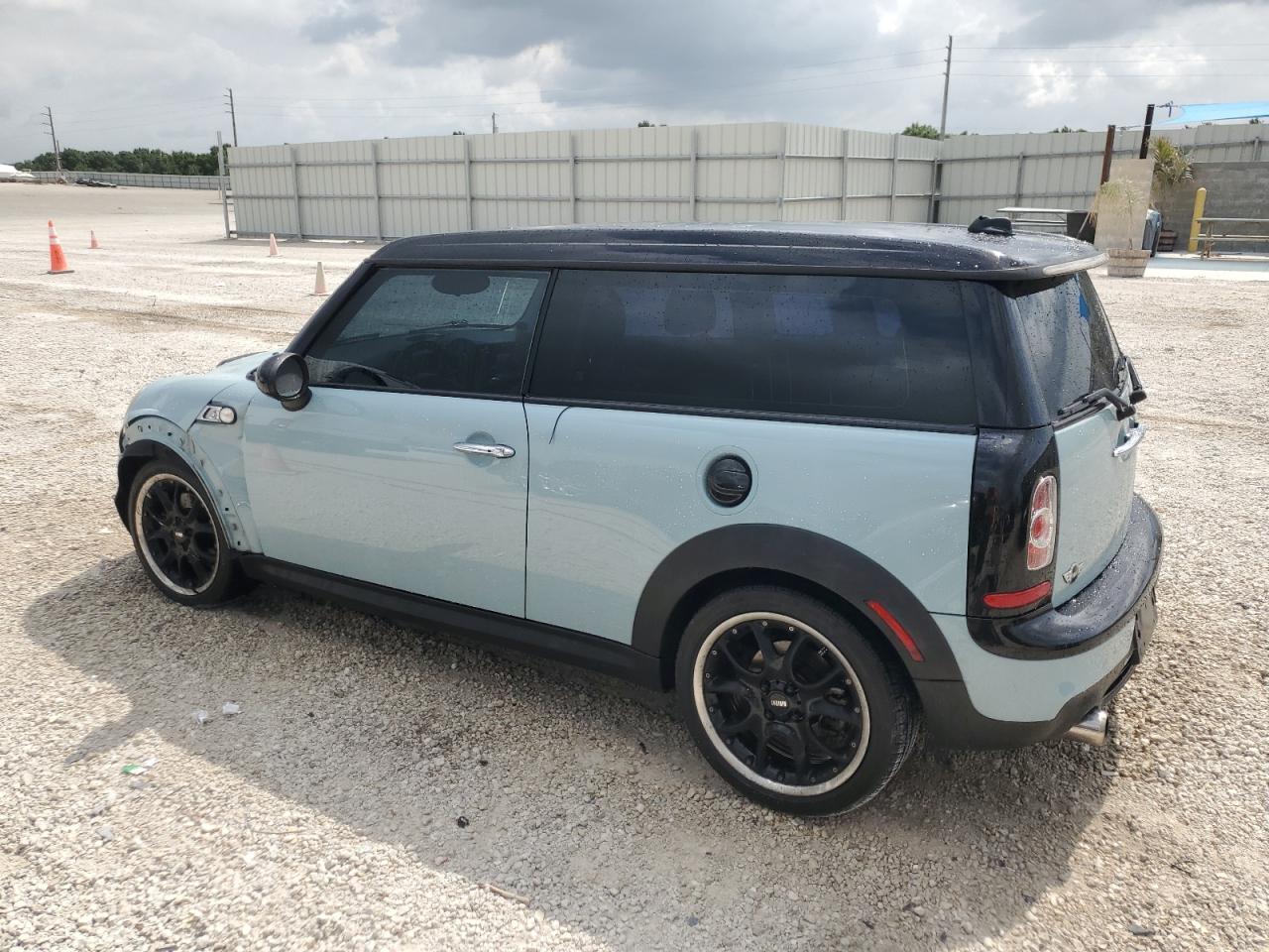 WMWZG3C54BTY31222 2011 Mini Cooper S Clubman