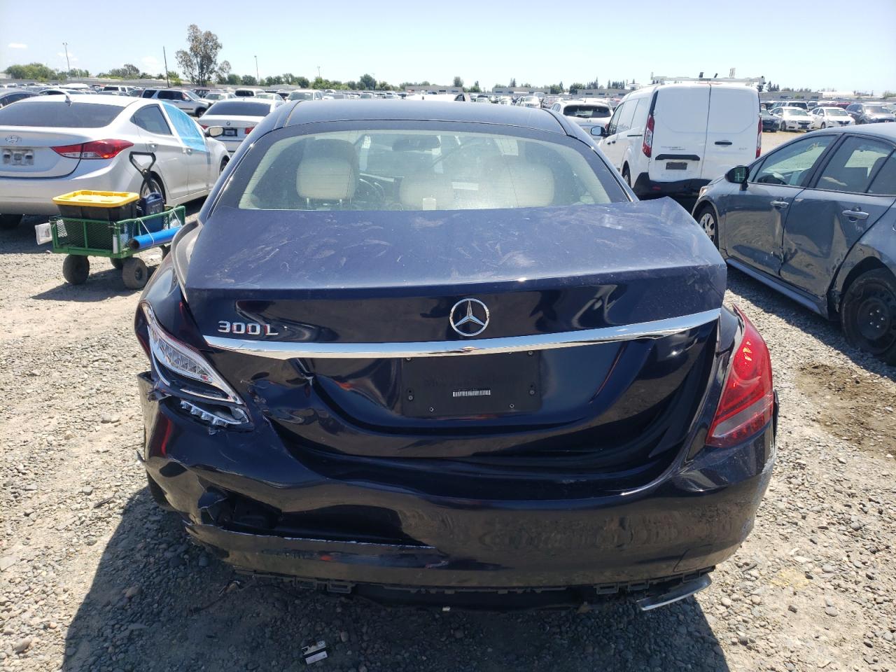 55SWF4JB0GU161586 2016 Mercedes-Benz C 300