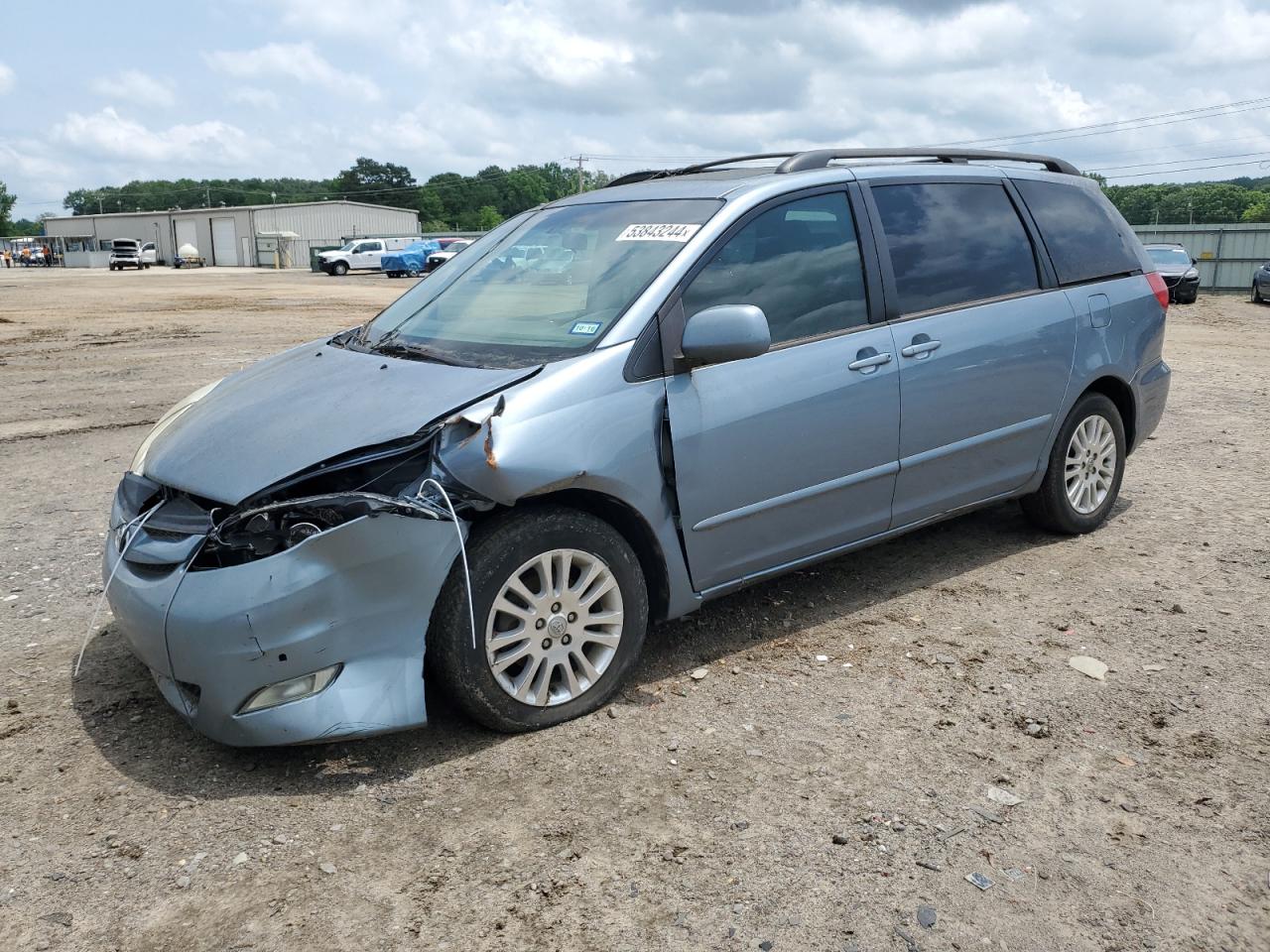 Lot #2521983779 2010 TOYOTA SIENNA XLE