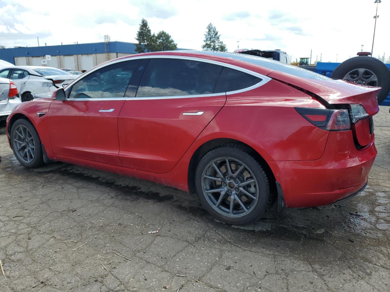 2020 Tesla Model 3 vin: 5YJ3E1EB8LF628683