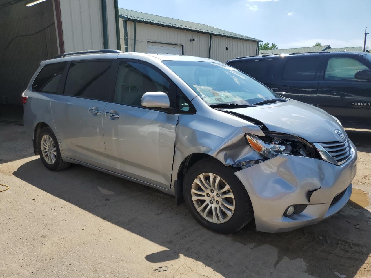 5TDYK3DC0GS736320 2016 Toyota Sienna Xle