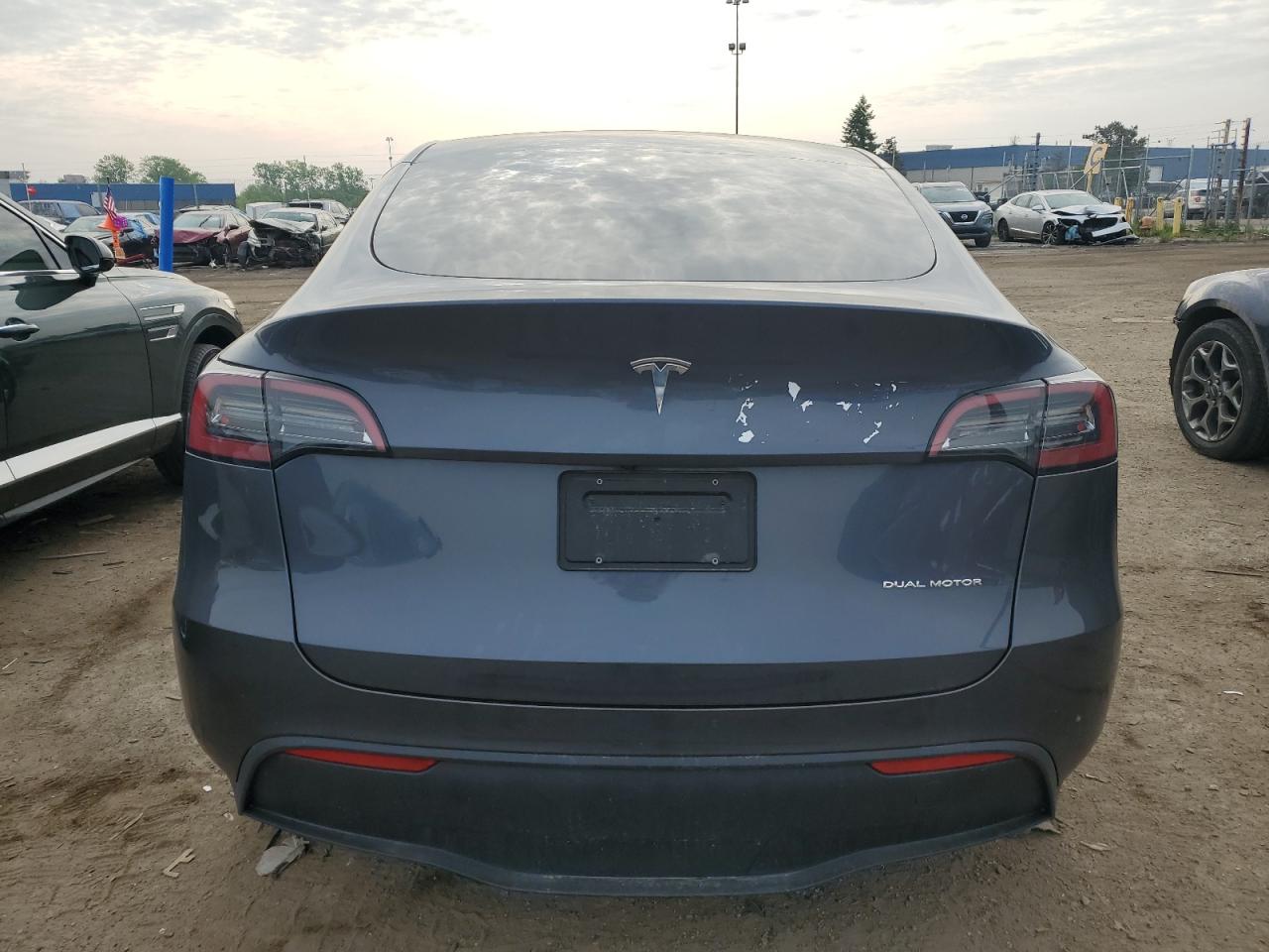 7SAYGDEEXPF699243 2023 Tesla Model Y