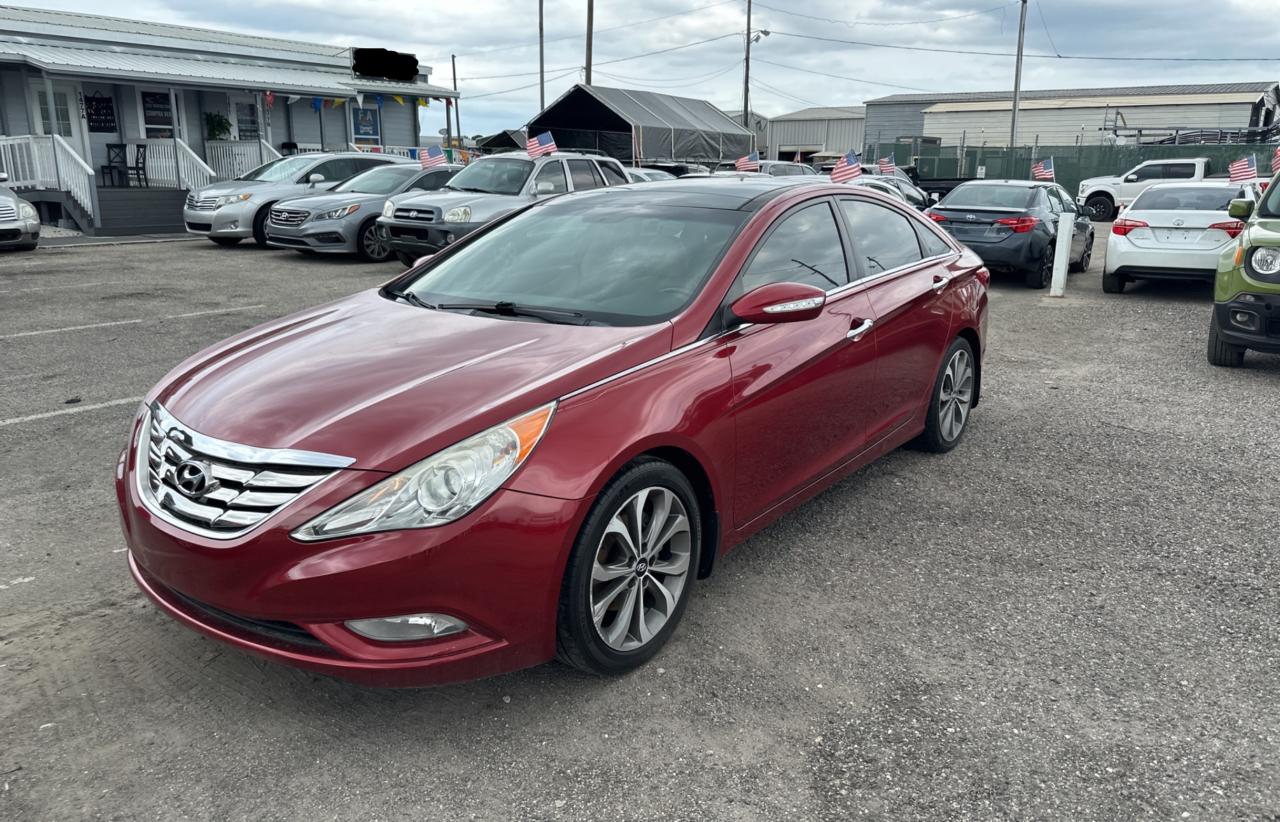 5NPEC4AB3DH714427 2013 Hyundai Sonata Se