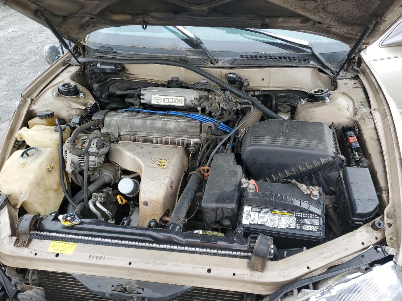 4T1SK12W8NU142408 1992 Toyota Camry Le