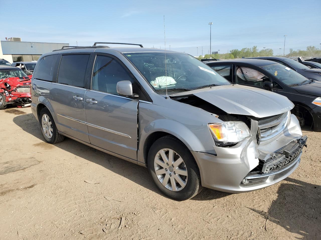 2015 Chrysler Town & Country Touring vin: 2C4RC1BG4FR637759