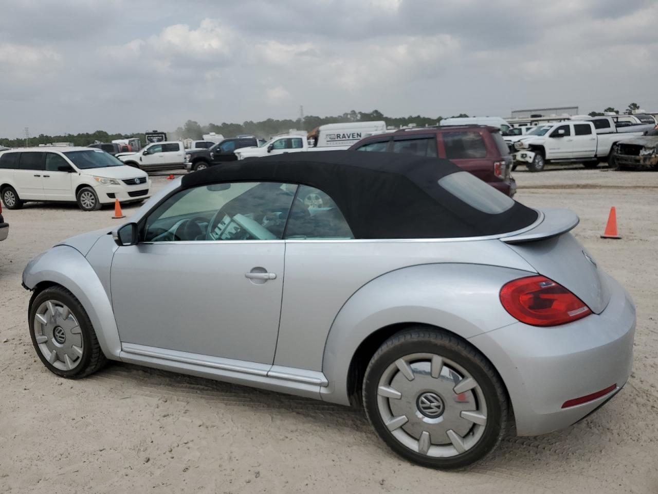 3VW5X7AT6EM802587 2014 Volkswagen Beetle