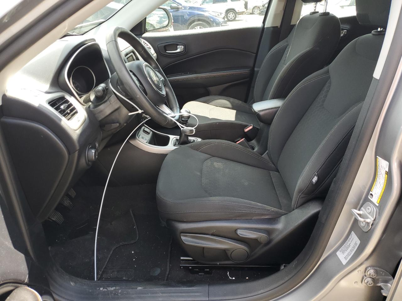 3C4NJCAB0HT658517 2017 Jeep Compass Sport