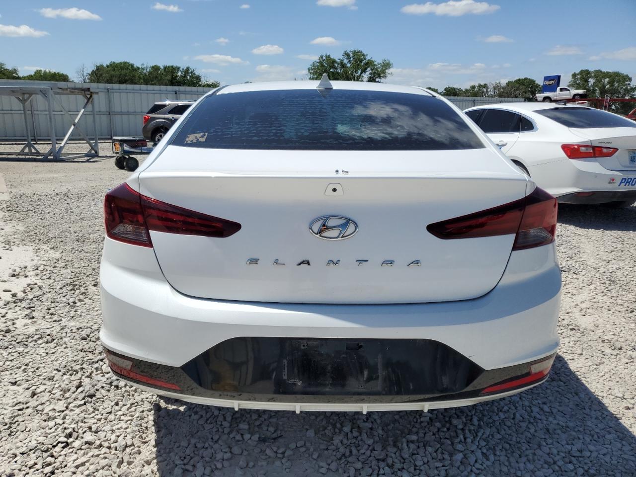 2020 Hyundai Elantra Sel vin: 5NPD84LF8LH545145
