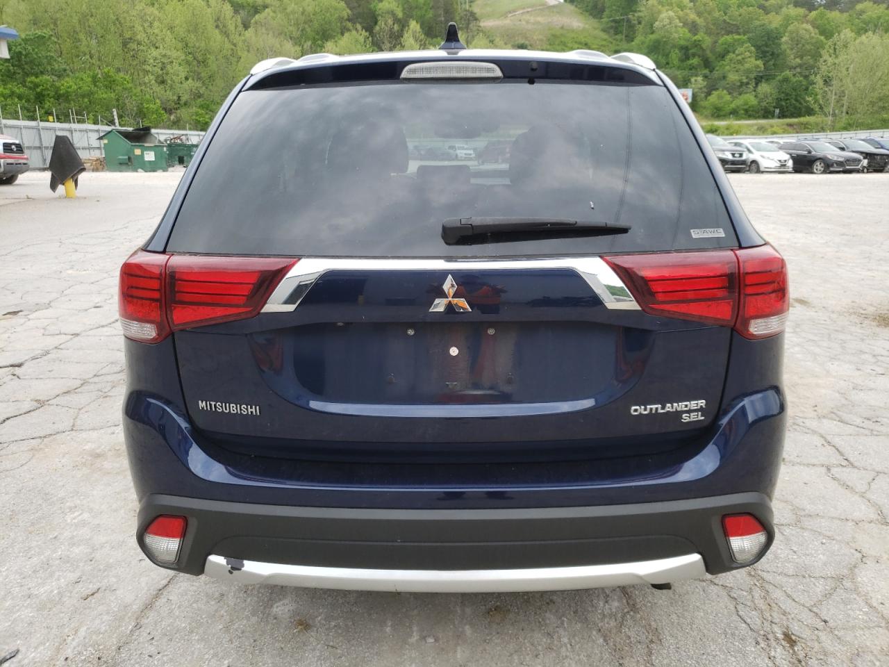 JA4AZ3A36JZ067164 2018 Mitsubishi Outlander Se