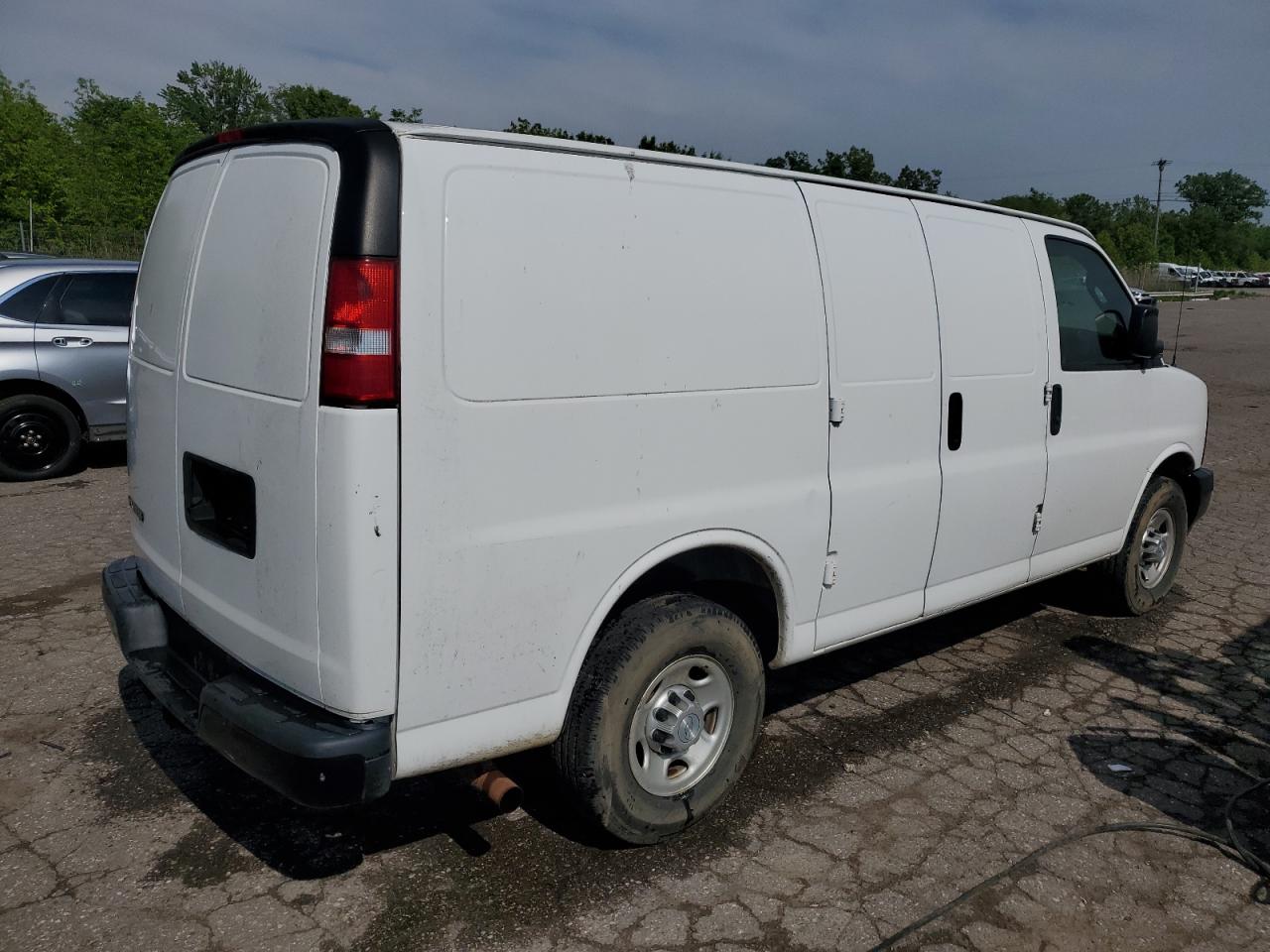 1GCZGGFG5H1108314 2017 Chevrolet Express G3500