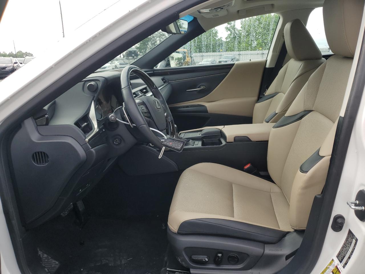 58AD11D11MU006805 2021 Lexus Es 250 Base