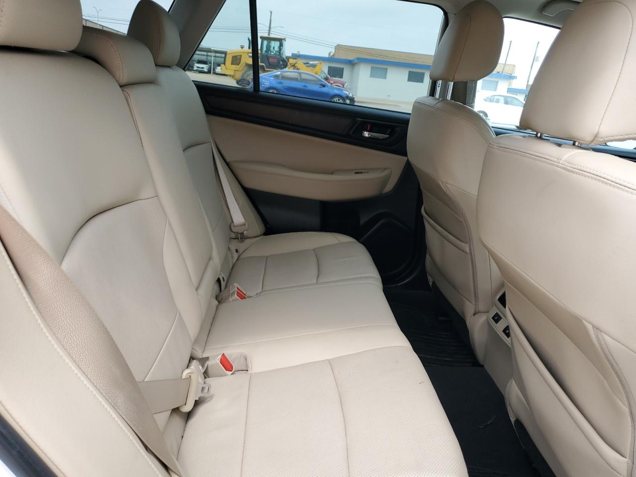 4S4BSANC7H3222360 2017 Subaru Outback 2.5I Limited