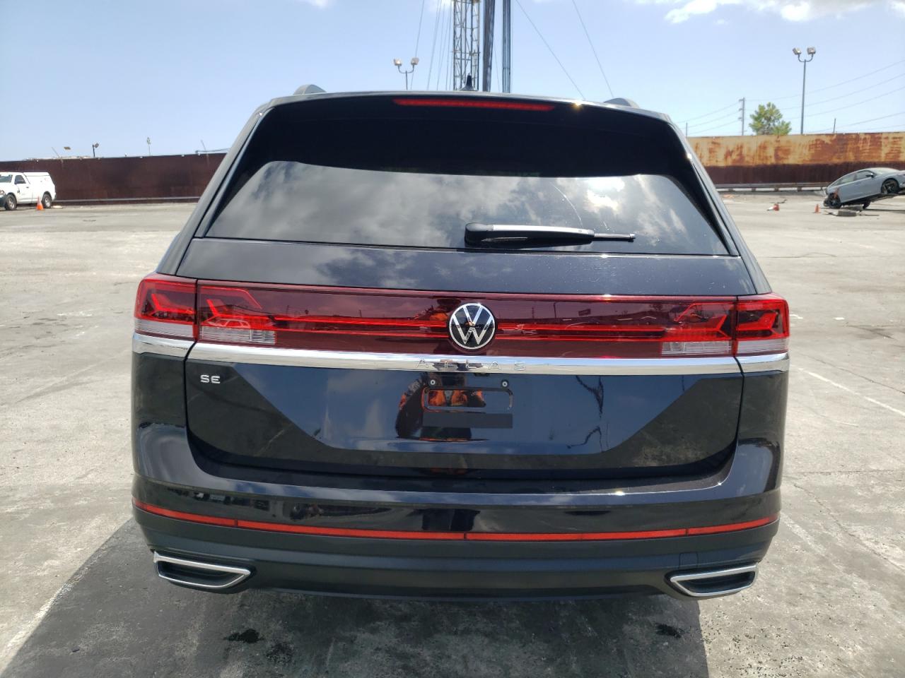 1V2DR2CA3RC515186 2024 Volkswagen Atlas Se