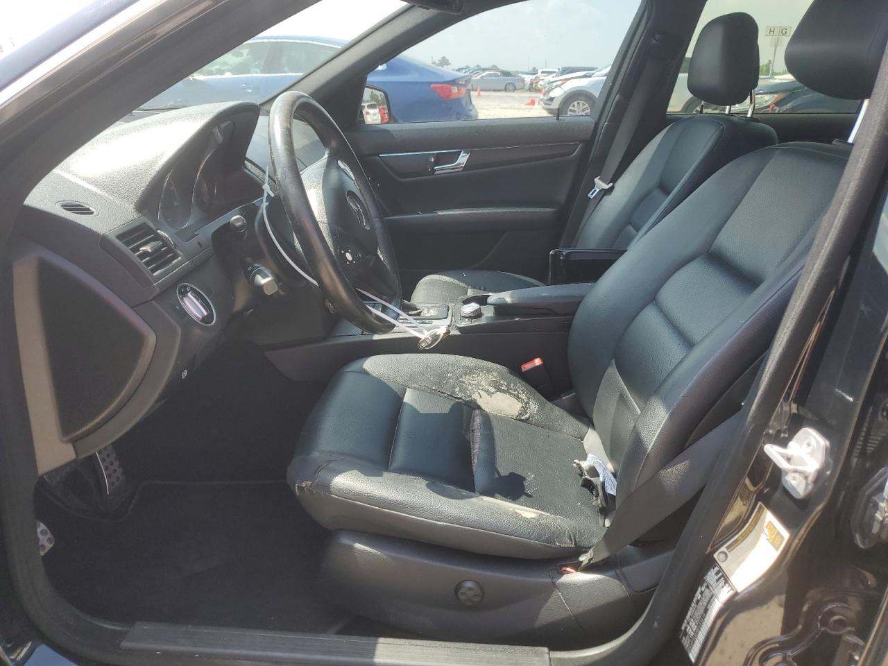 WDDGF5GB9BF655619 2011 Mercedes-Benz C 350