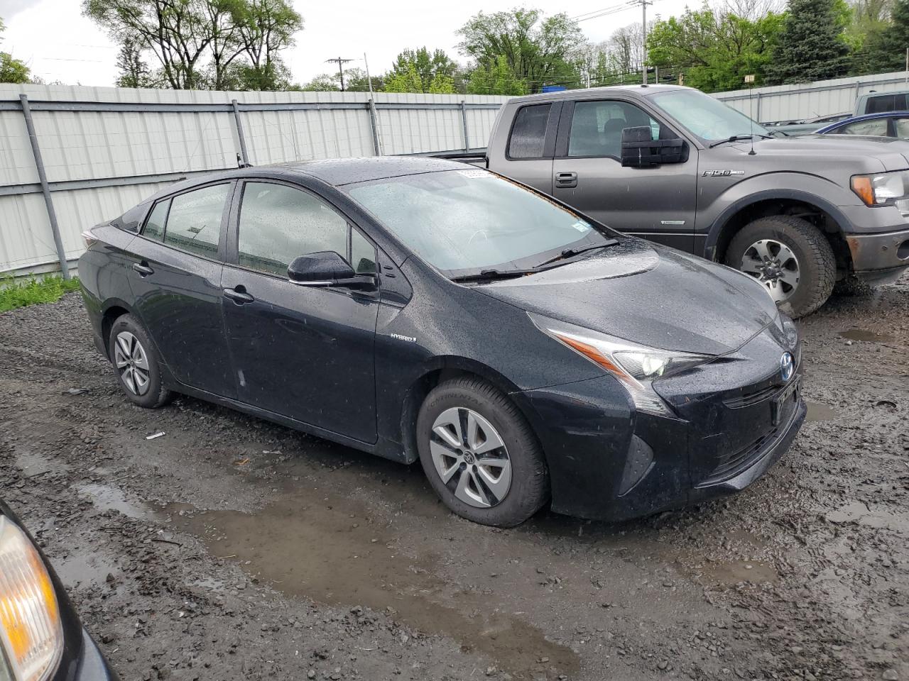 JTDKARFU7G3508639 2016 Toyota Prius