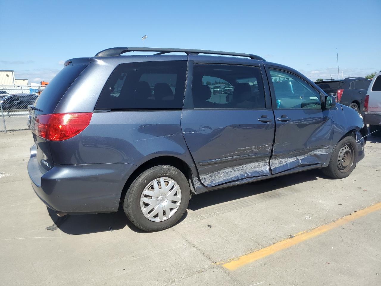 5TDZK23C49S275951 2009 Toyota Sienna Ce