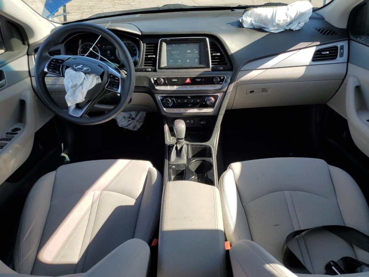 5NPE24AFXJH685493 2018 Hyundai Sonata Se