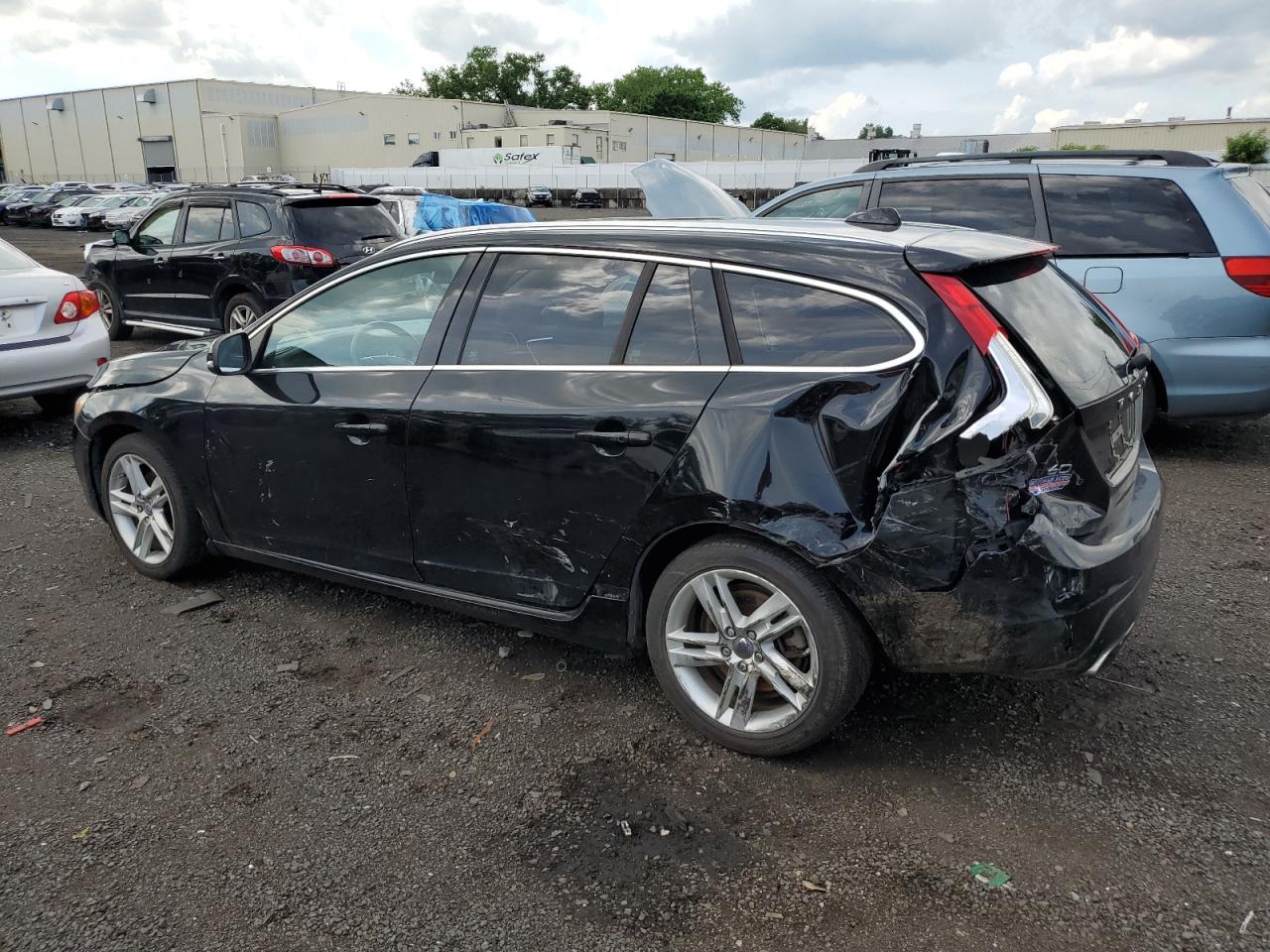 YV140MEBXF1207625 2015 Volvo V60 Premier