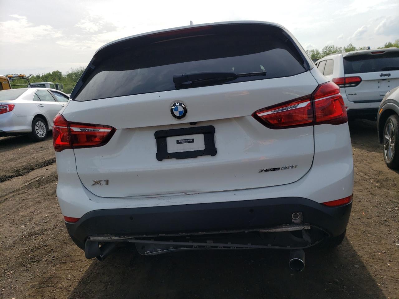 WBXHT3C58K5L36815 2019 BMW X1 xDrive28I