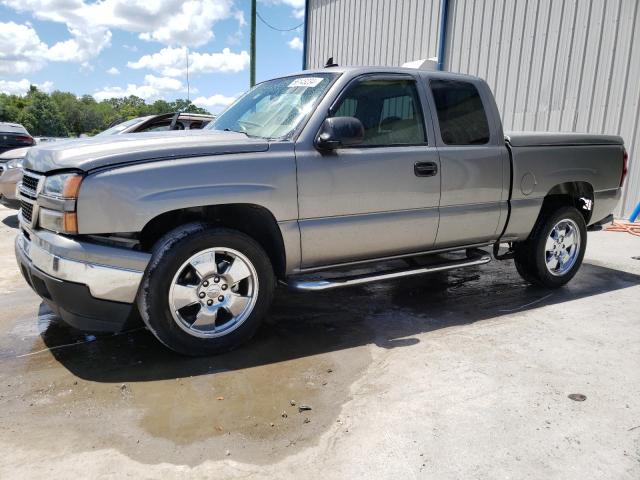 2006 Chevrolet Silverado K1500 VIN: 1GCEK19T76Z283424 Lot: 56143234