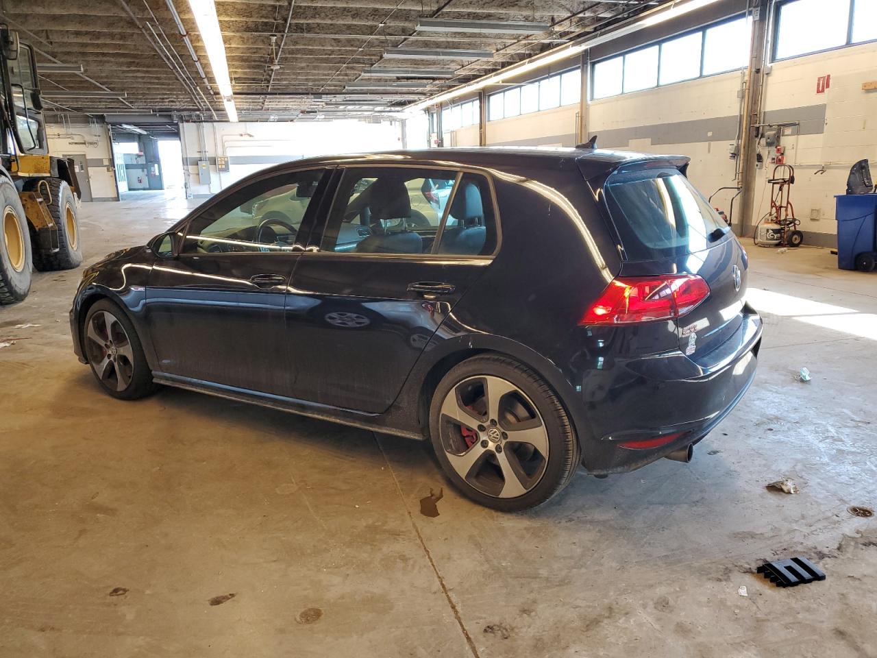 3VW447AU6HM074366 2017 Volkswagen Gti S/Se