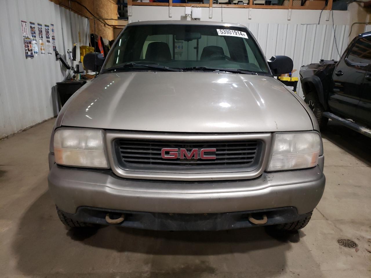 1GTCT19W3Y8165104 2000 GMC Sonoma