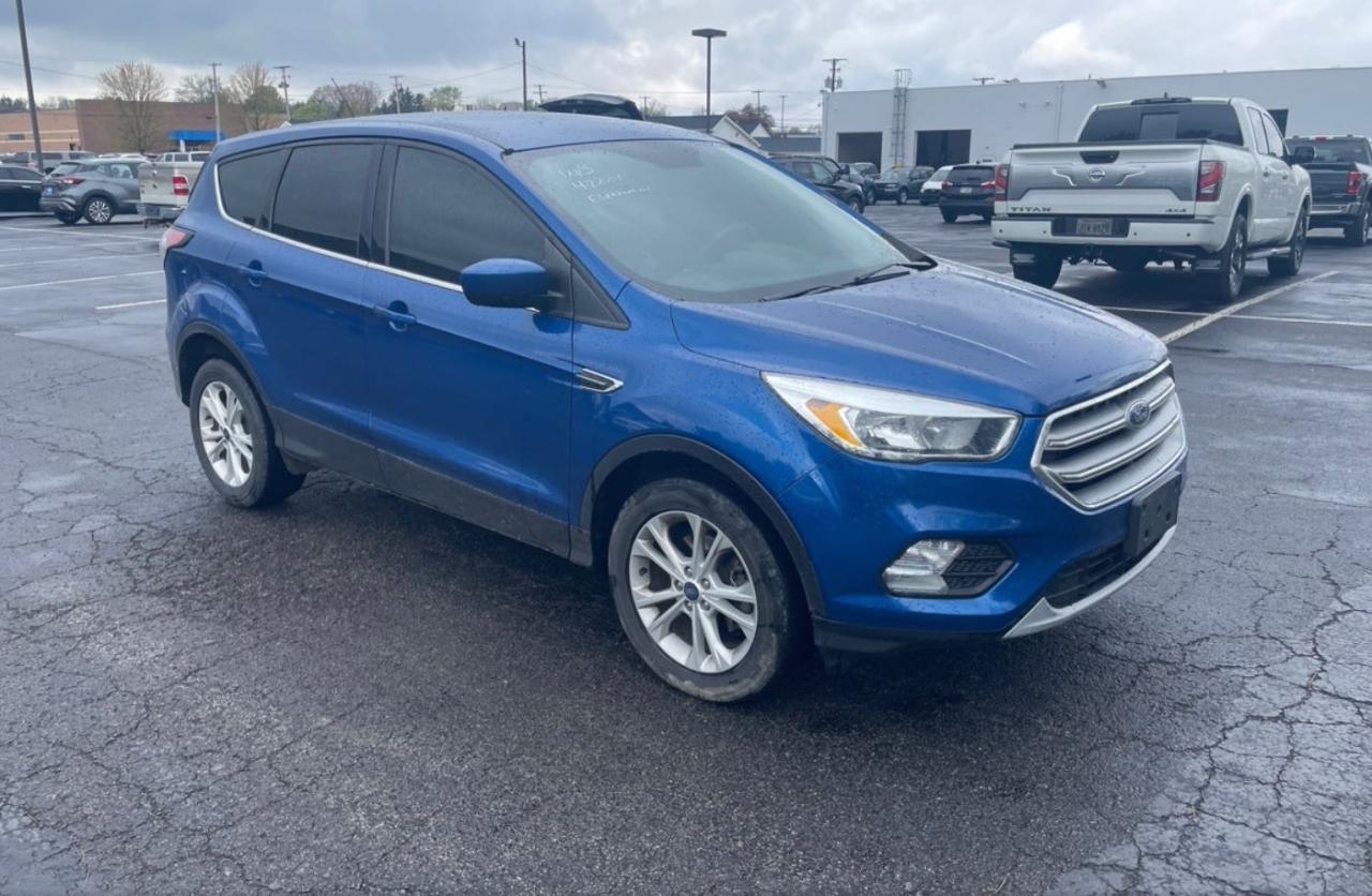 2017 Ford Escape Se vin: 1FMCU0GDXHUE06572