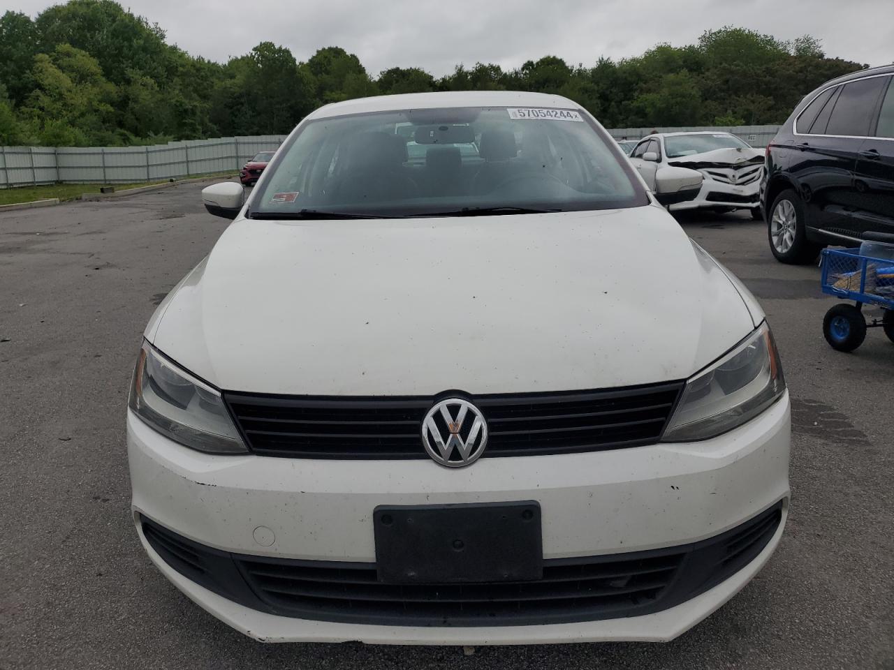 3VWDZ7AJ7BM053797 2011 Volkswagen Jetta Se