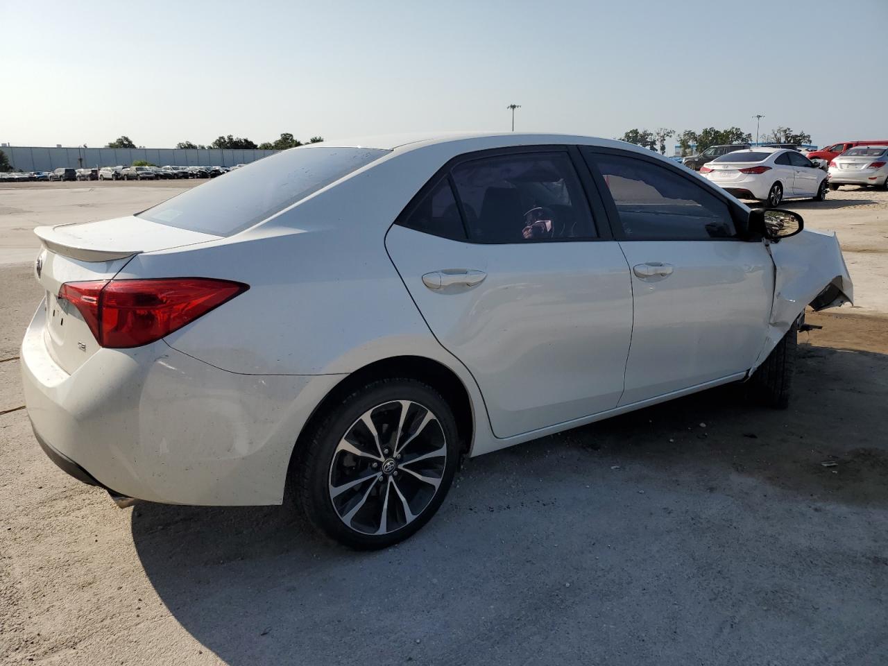 5YFBURHEXHP583888 2017 Toyota Corolla L