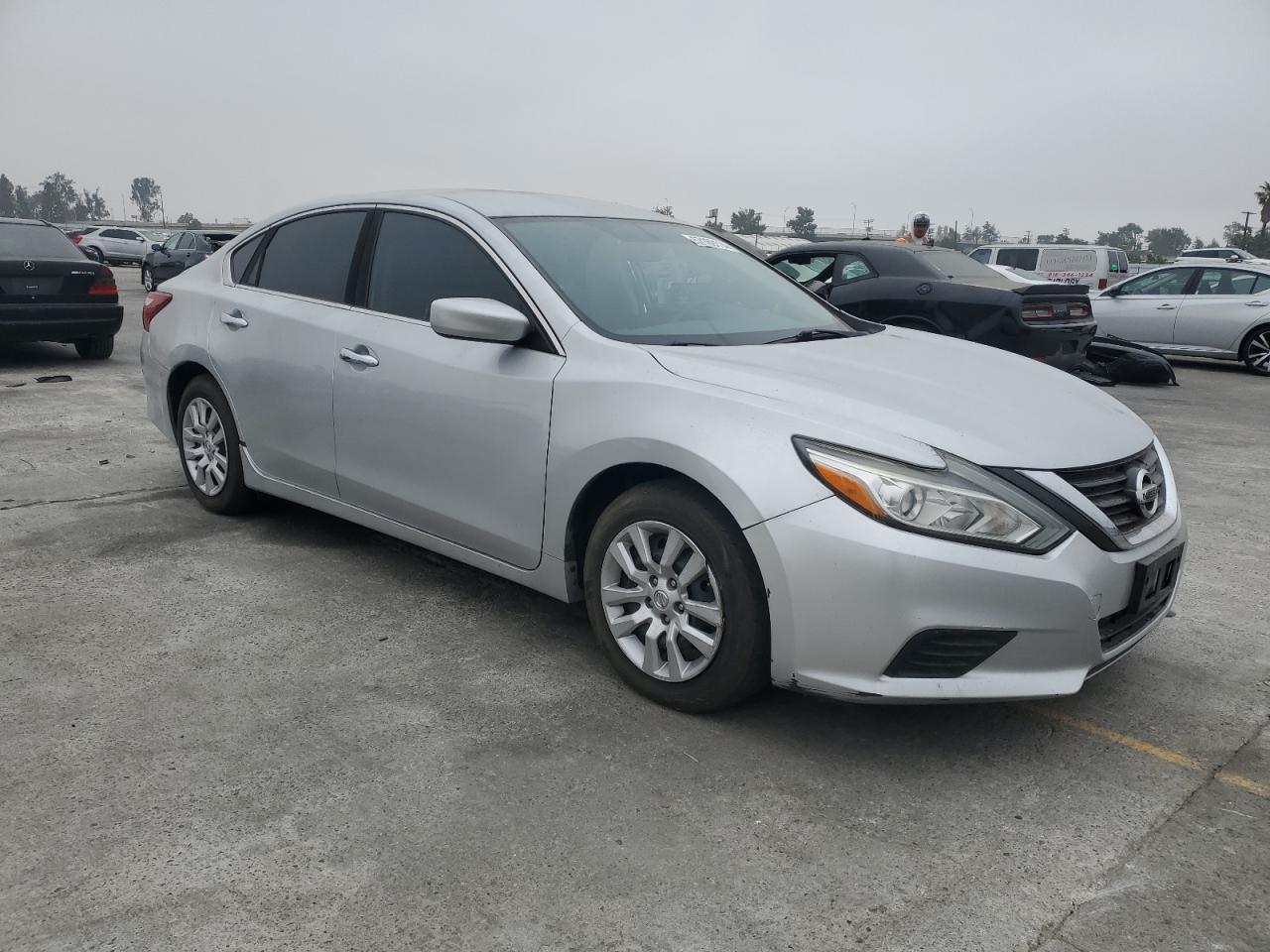 2016 Nissan Altima 2.5 vin: 1N4AL3AP8GC198480