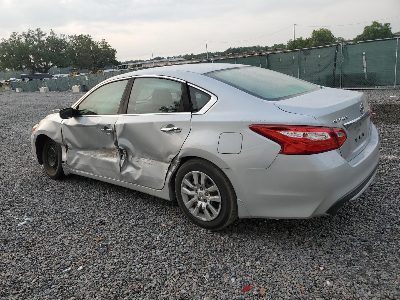 1N4AL3AP0HN334929 2017 Nissan Altima 2.5