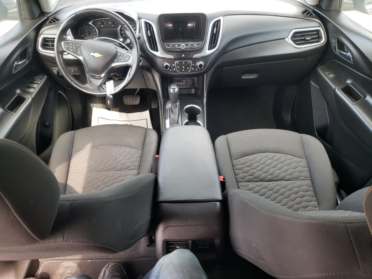 3GNAXKEV1LL282017 2020 Chevrolet Equinox Lt