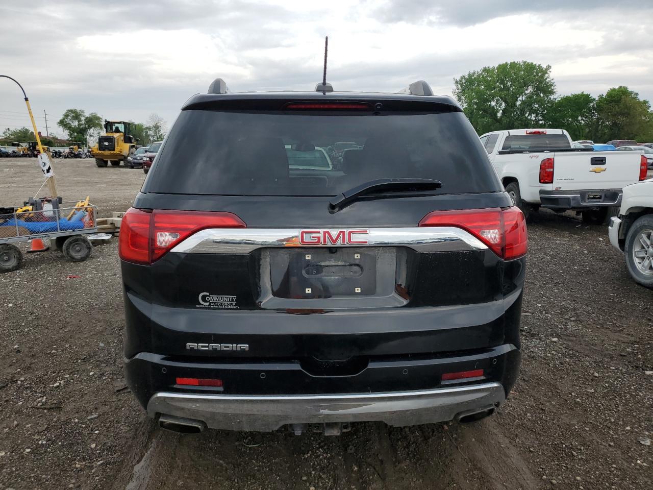 1GKKNPLS8HZ309338 2017 GMC Acadia Denali