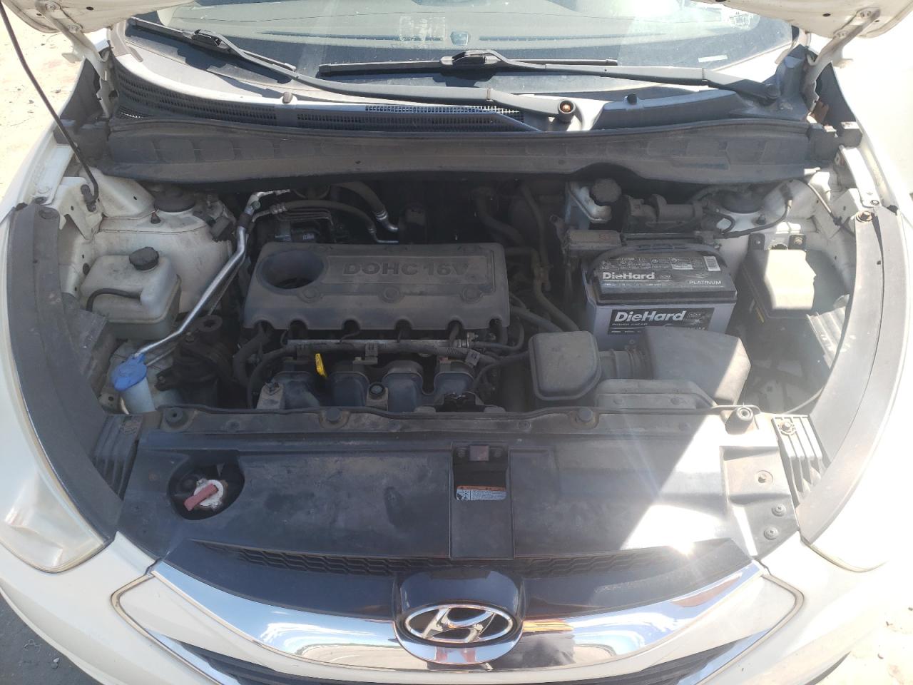 KM8JU3AC3AU052182 2010 Hyundai Tucson Gls