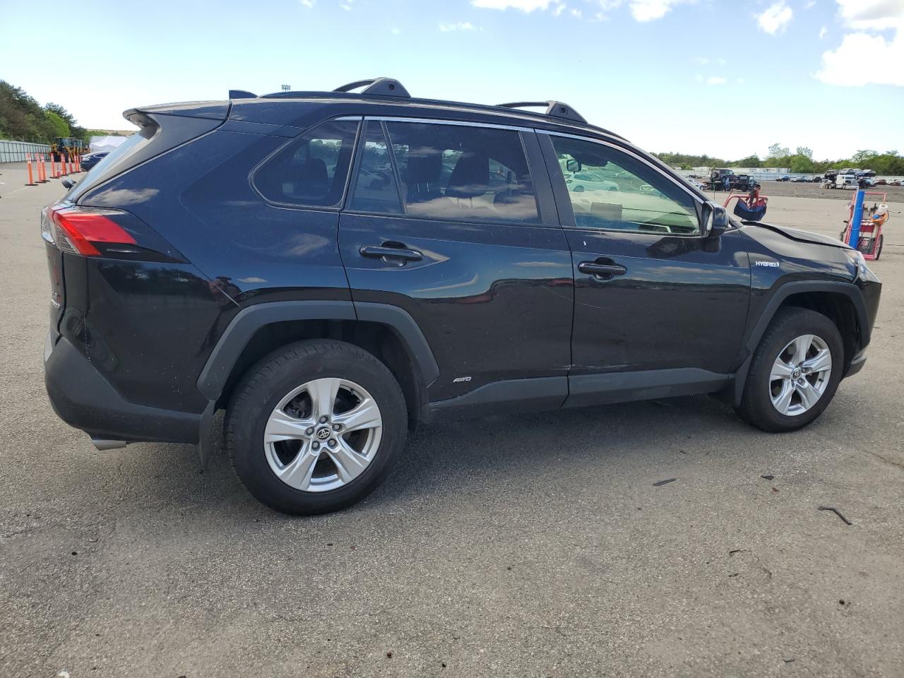 JTMLWRFV1LD068405 2020 Toyota Rav4 Le