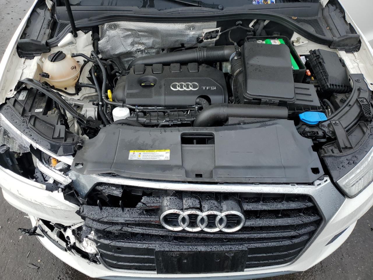 WA1JCCFS3HR000470 2017 Audi Q3 Premium Plus