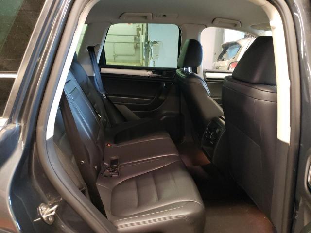 2015 Volkswagen Touareg V6 VIN: WVGEF9BP4FD007811 Lot: 53958684